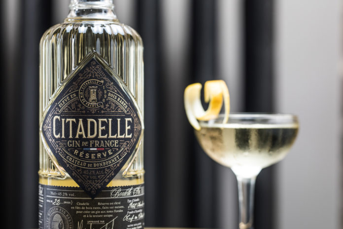 Citadelle Réserve + 50 50 martini zoomed